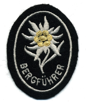 Bergf-black449.jpg