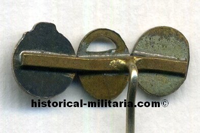 ORIGINAL Anstecknadel '57 Version Verwundetenabzeichen in gold, Panzerkampfabzeichen bronze, Winterschlacht im Osten - Original post ww2 1957 pattern miniature pin badge Wound badge gold, Tank badge bronze, Eastern Front Medal ORIGINAL Anstecknadel '57 Version Verwundetenabzeichen in gold, Panzerkampfabzeichen bronze, Winterschlacht im Osten - Original post ww2 1957 pattern miniature pin badge Wound badge gold, Tank badge bronze, Eastern Front Medal