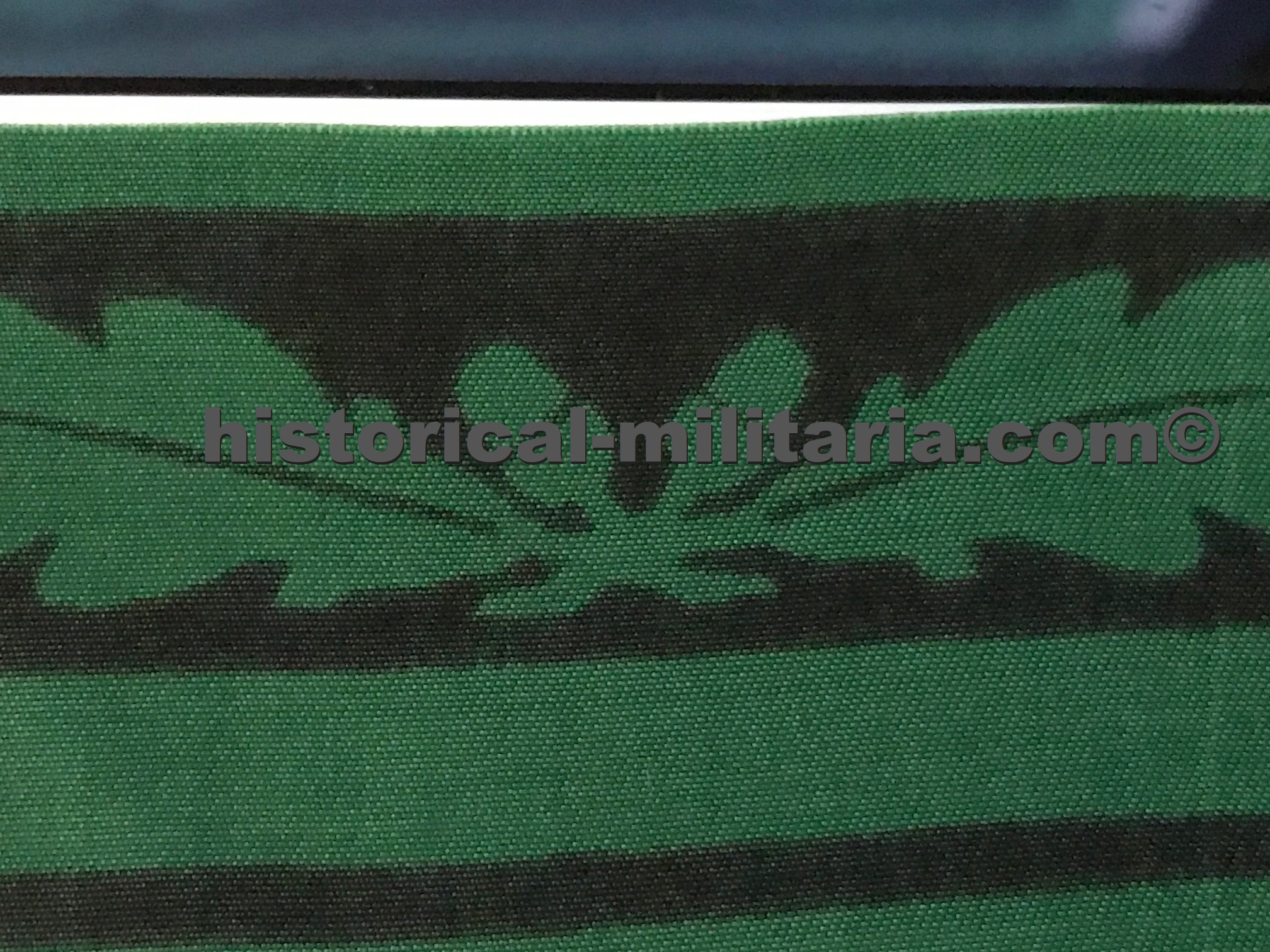 ORIGINAL SS-Unterscharführer oder Heer Leutnant Dienstgradabzeichen gedruckt - Original SS-Unterscharfüher or German Army Leutnant printed camo rank - Grado originale da Sergente Waffen-SS o Esercito tedesco stampato ORIGINAL SS-Unterscharführer oder Heer Leutnant Dienstgradabzeichen gedruckt - Original SS-Unterscharfüher or German Army Leutnant printed camo rank - Grado originale da Sergente Waffen-SS o Esercito tedesco stampato