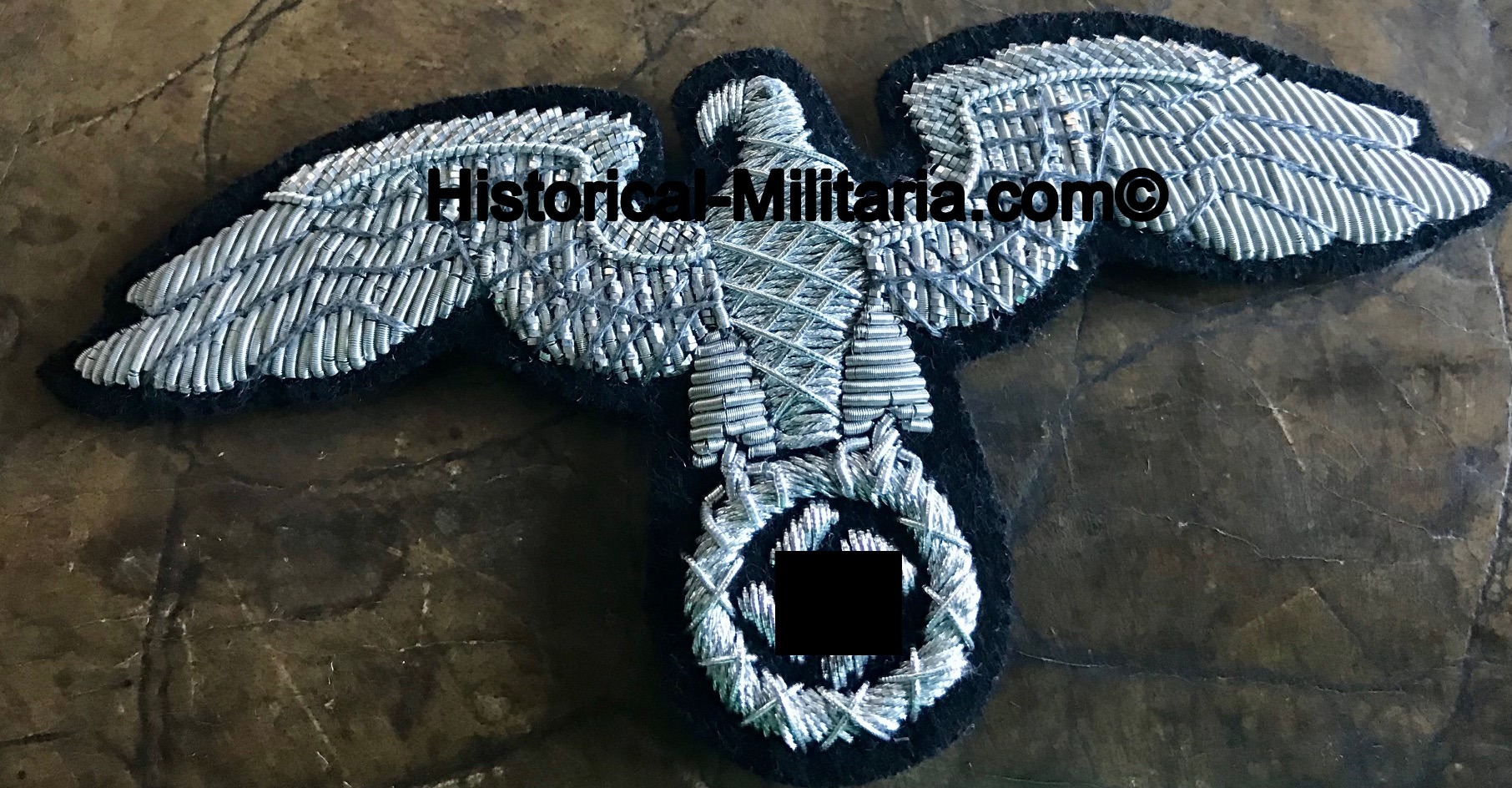Diplomatic & Government Officials wider (!) sized visor cap eagle in silver on black - Diplomaten Regierungsbeamte Mützenadler silber auf schwarz - Aquila per un Ufficiale del governo tedesco argento su panno nero Diplomatic & Government Officials wider (!) sized visor cap eagle in silver on black - Diplomaten Regierungsbeamte Mützenadler silber auf schwarz - Aquila per un Ufficiale del governo tedesco argento su panno nero