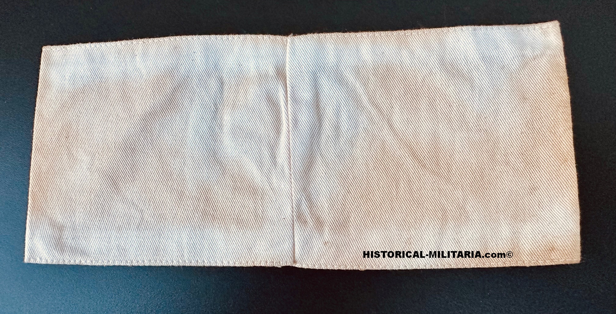ORIGINAL WH Deutsches Rotes Kreuz DRK Armbinde Kreisfrauenverein stark benutzt Köln-Land - Original German Army heavily worn German Red Cross Armband Köln-Land - Fascia da braccio della Croce Rosso Köln-Land originale ORIGINAL WH Deutsches Rotes Kreuz DRK Armbinde Kreisfrauenverein stark benutzt Köln-Land - Original German Army heavily worn German Red Cross Armband Köln-Land - Fascia da braccio della Croce Rosso Köln-Land originale