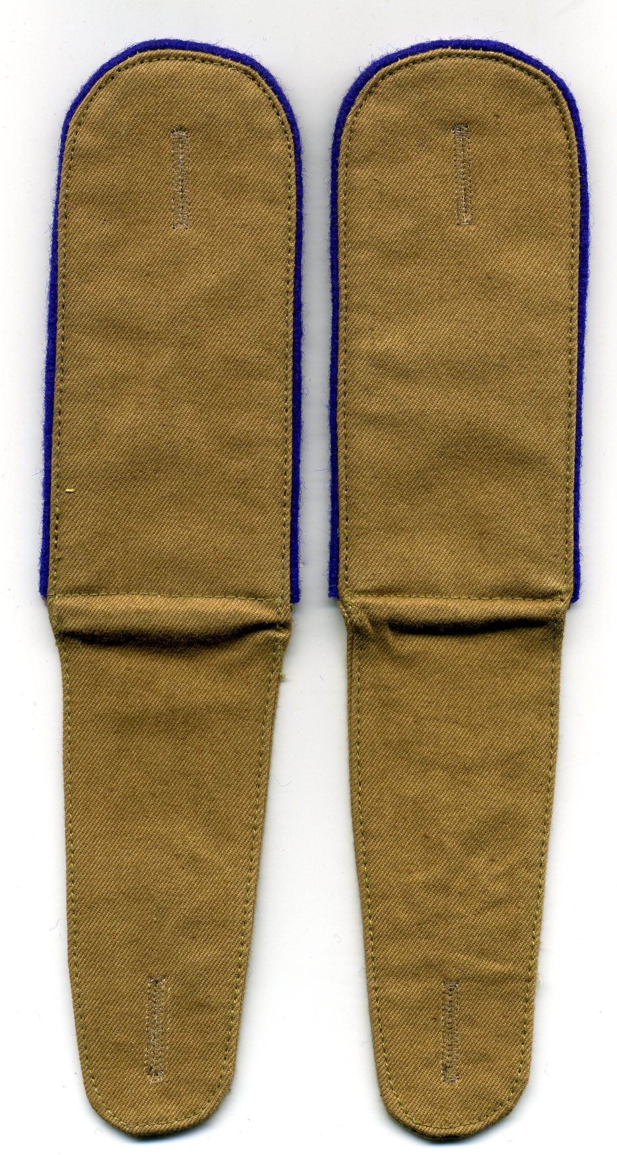 em-blue532_thb.jpg