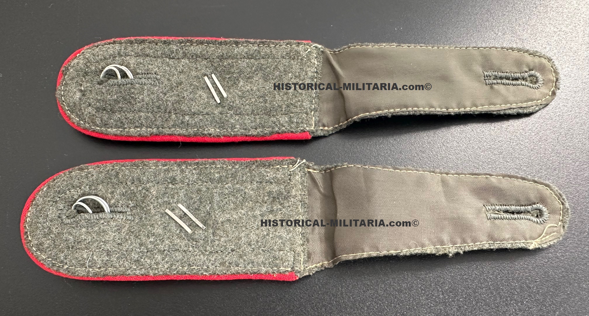 ORIGINAL WH Heer Sturmartillerie Feldherrnhalle Unteroffizier Schulterklappen - Original Assault Artillery Feldherrnhalle Sergeant shoulder boards - Coppia di spalline originali SA-Feldherrnhalle Sottufficiale Artiglieria ORIGINAL WH Heer Sturmartillerie Feldherrnhalle Unteroffizier Schulterklappen - Original Assault Artillery Feldherrnhalle Sergeant shoulder boards - Coppia di spalline originali SA-Feldherrnhalle Sottufficiale Artiglieria