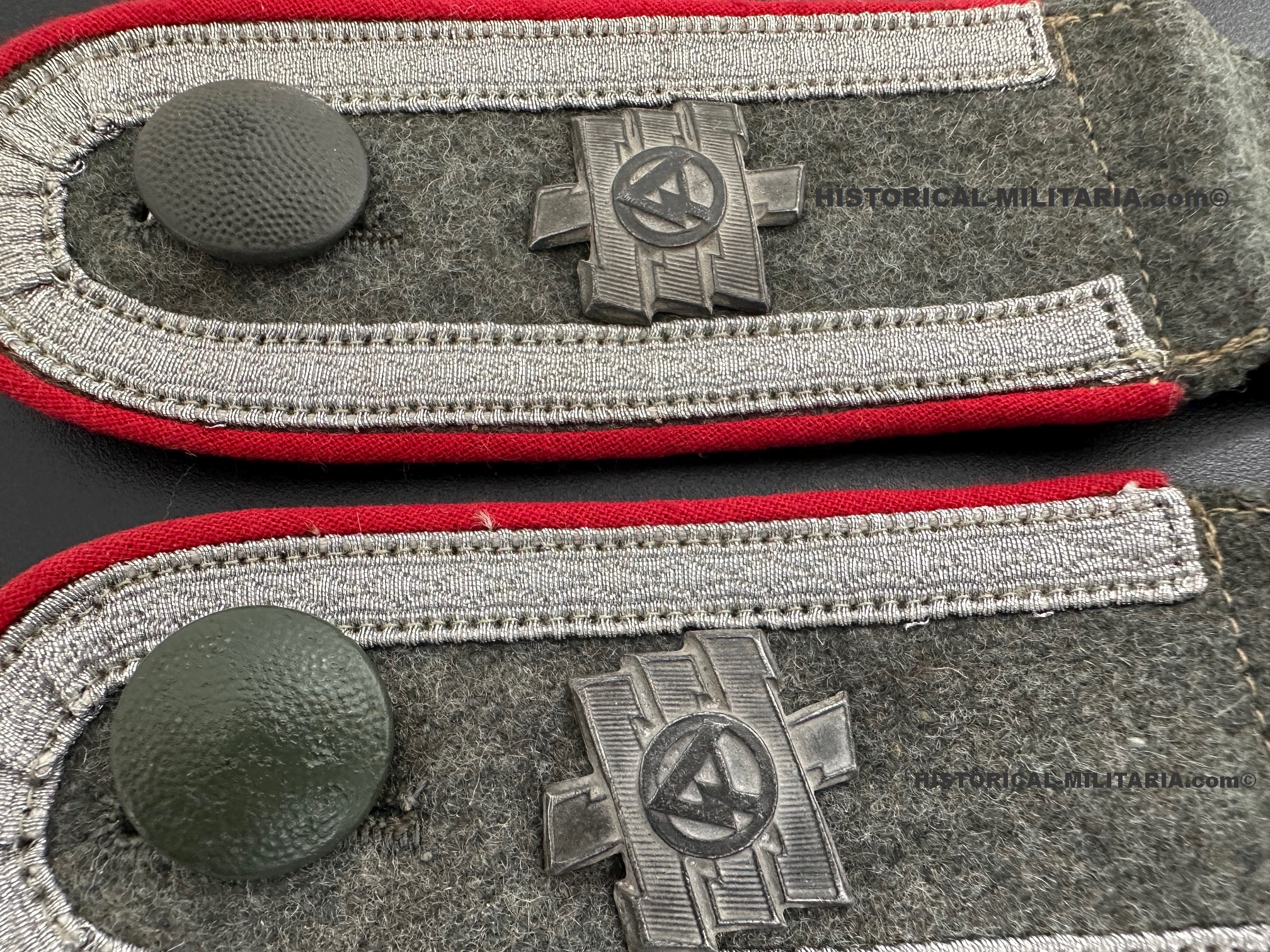 ORIGINAL WH Heer Sturmartillerie Feldherrnhalle Unteroffizier Schulterklappen - Original Assault Artillery Feldherrnhalle Sergeant shoulder boards - Coppia di spalline originali SA-Feldherrnhalle Sottufficiale Artiglieria ORIGINAL WH Heer Sturmartillerie Feldherrnhalle Unteroffizier Schulterklappen - Original Assault Artillery Feldherrnhalle Sergeant shoulder boards - Coppia di spalline originali SA-Feldherrnhalle Sottufficiale Artiglieria