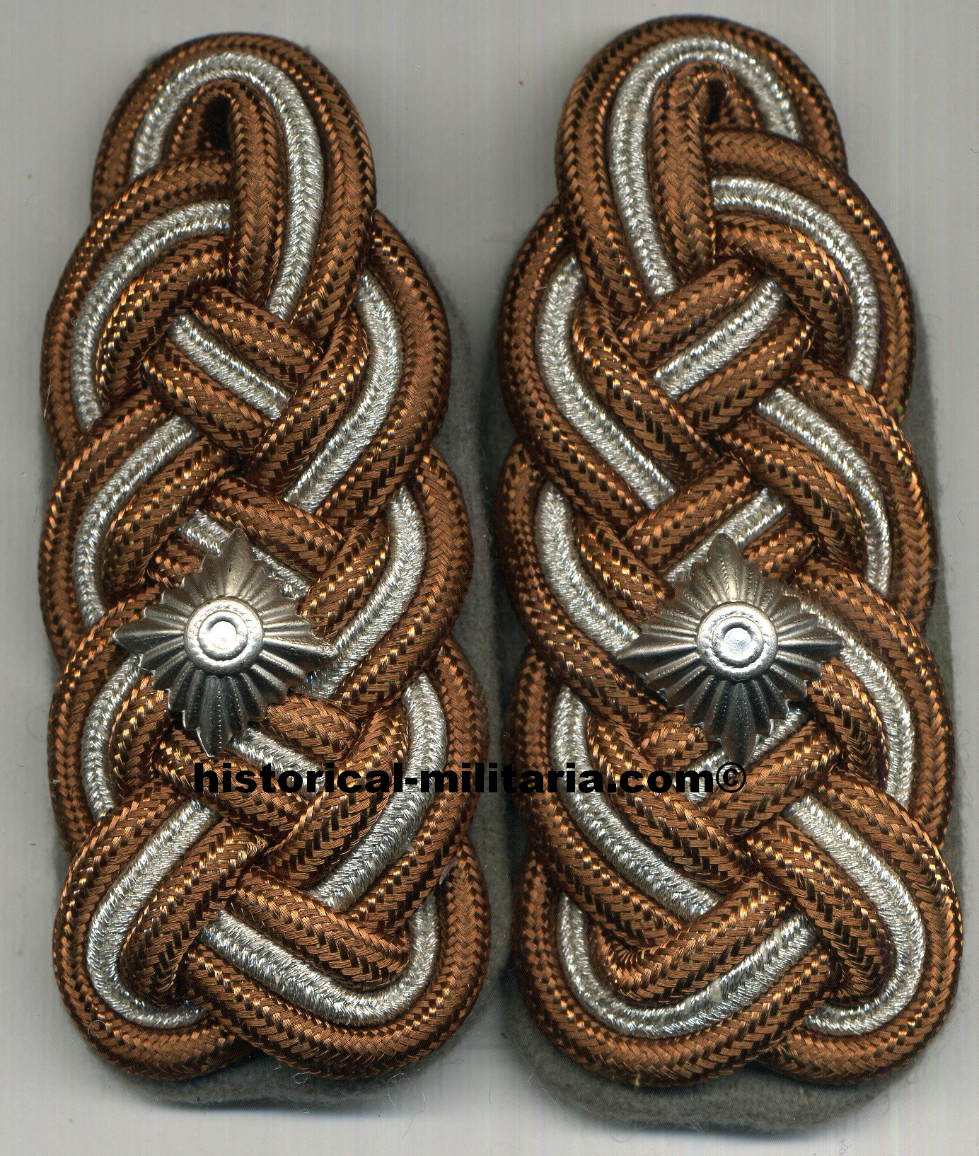 Waffen-SS SS-Gruppenführer slip-on shoulder boards SS-Gruppenführer- Schulterklappen Major General SS - spalline da Generale di Divisione delle Waffen-SS Waffen-SS SS-Gruppenführer slip-on shoulder boards SS-Gruppenführer- Schulterklappen Major General SS - spalline da Generale di Divisione delle Waffen-SS