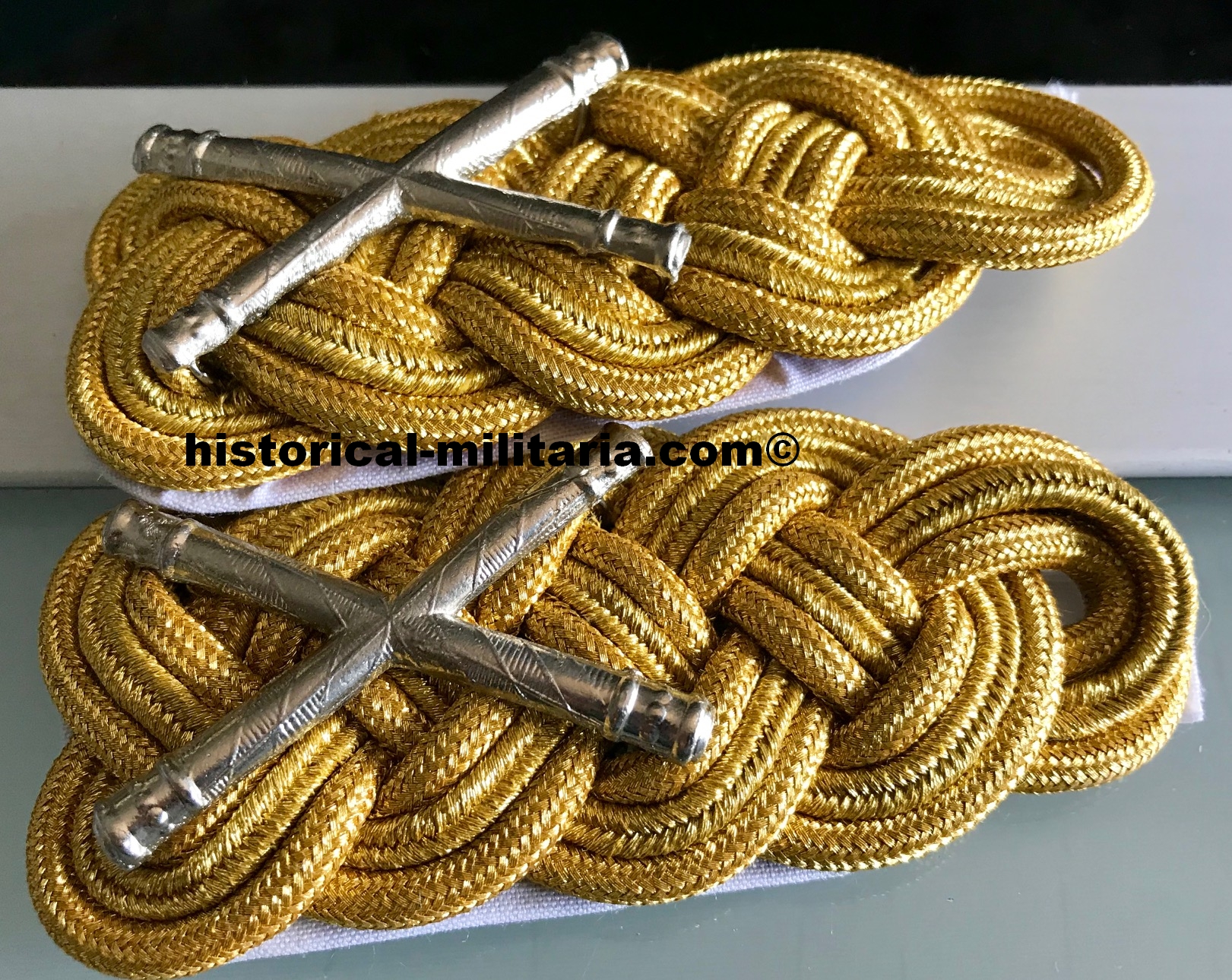LUFTWAFFE Generalfeldmarschall General Field Marshal Schulterklappen slip-on shoulder boards 1st pattern devices from 1936-1939 - spalline da Feldmaresciallo Generale della Luftwaffe LUFTWAFFE Generalfeldmarschall General Field Marshal Schulterklappen slip-on shoulder boards 1st pattern devices from 1936-1939 - spalline da Feldmaresciallo Generale della Luftwaffe