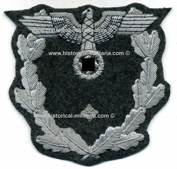 Diplomatic rank Senior Executive horseshoe shaped oakleaves sleeve wreath insignia with 1 star on fiel grey- Diplomatisches Ärmelabzeichen ww2 - Aquila diplomatica tedesca per il braccio su feldgrau - 1 x left on stock Diplomatic rank Senior Executive horseshoe shaped oakleaves sleeve wreath insignia with 1 star on fiel grey- Diplomatisches Ärmelabzeichen ww2 - Aquila diplomatica tedesca per il braccio su feldgrau - 1 x left on stock