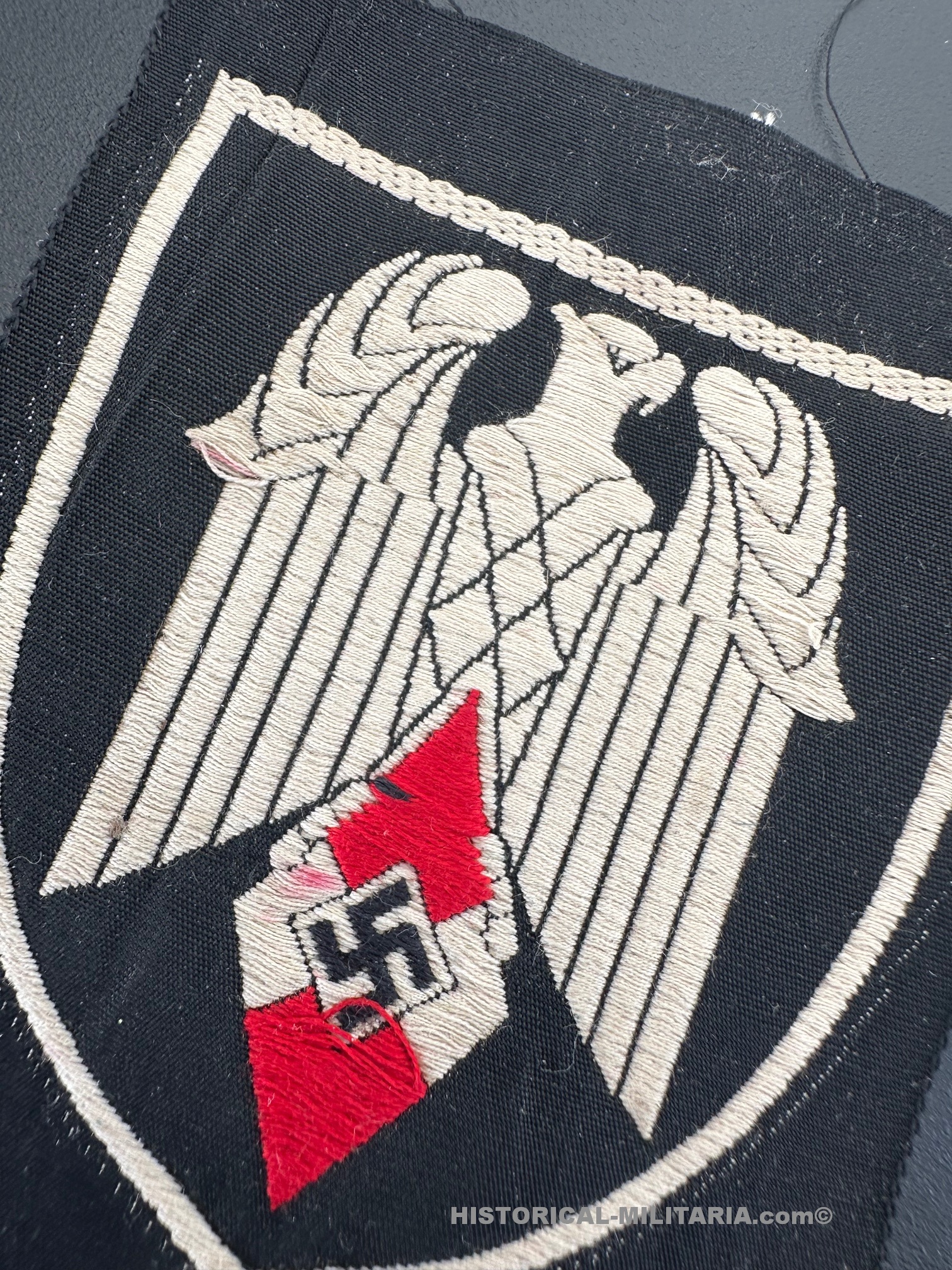 ORIGINAL HJ Hitlerjugend Fahnenträger Ärmelabzeichen für Gefolgschaftsfahnenträger - Original HJ Standard Bearer sleeve patch circa 1938 - Distintivo da manica da portatore dello stendardo Hitlerjugend originale ORIGINAL HJ Hitlerjugend Fahnenträger Ärmelabzeichen für Gefolgschaftsfahnenträger - Original HJ Standard Bearer sleeve patch circa 1938 - Distintivo da manica da portatore dello stendardo Hitlerjugend originale