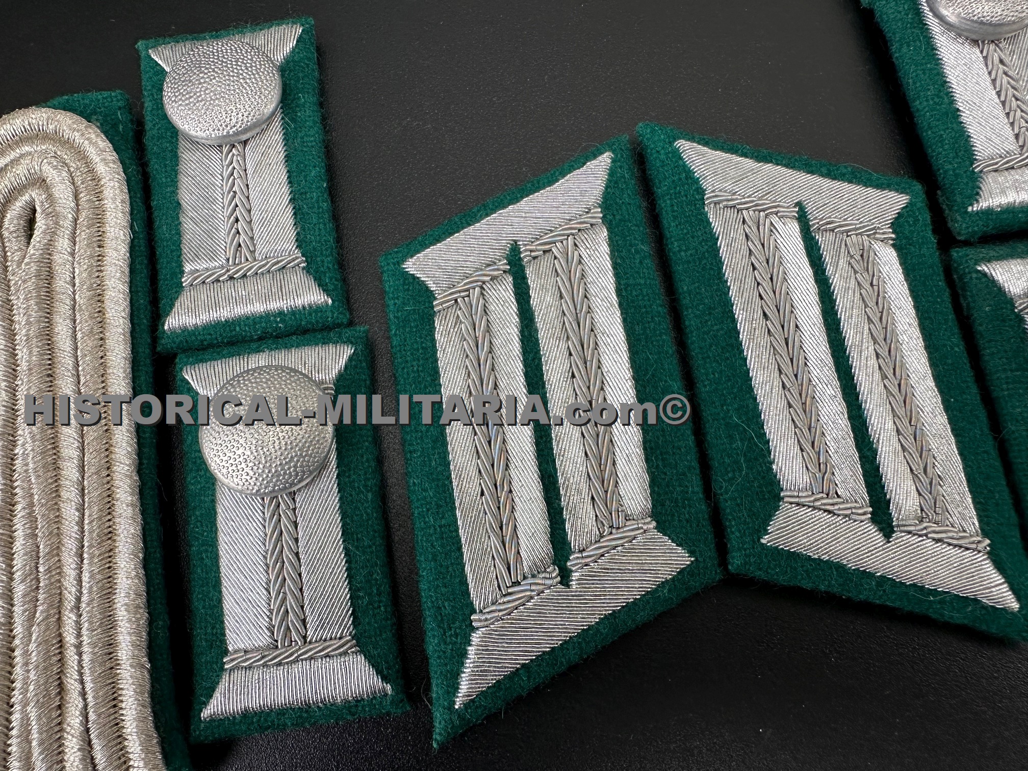 Wehrmacht Gebirgstruppen Jägertruppe Leutnant Waffenrock Set - Army Mountain Troops 2nd Lieutenant dress tunic set- Set da Sottotenente Cacciatori di montagna l'uniforme da città Wehrmacht Gebirgstruppen Jägertruppe Leutnant Waffenrock Set - Army Mountain Troops 2nd Lieutenant dress tunic set- Set da Sottotenente Cacciatori di montagna l'uniforme da città