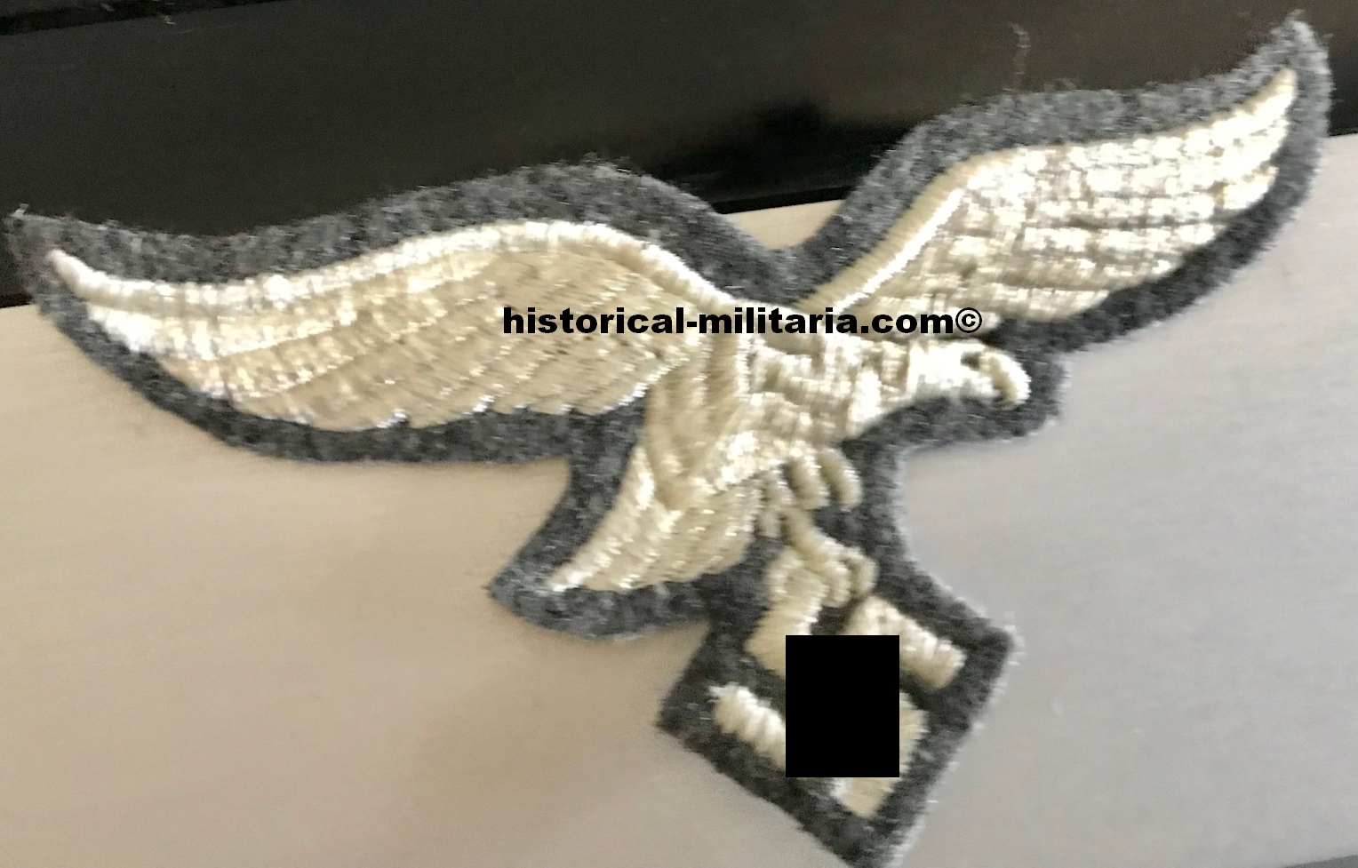 Luftwaffe EM/ NCO breast eagle machine embroidered on GREY - Brustadler Luftwaffe Mannschaft auf grau - Aquila da petto della Luftwaffe su panno grigio Luftwaffe EM/ NCO breast eagle machine embroidered on GREY - Brustadler Luftwaffe Mannschaft auf grau - Aquila da petto della Luftwaffe su panno grigio