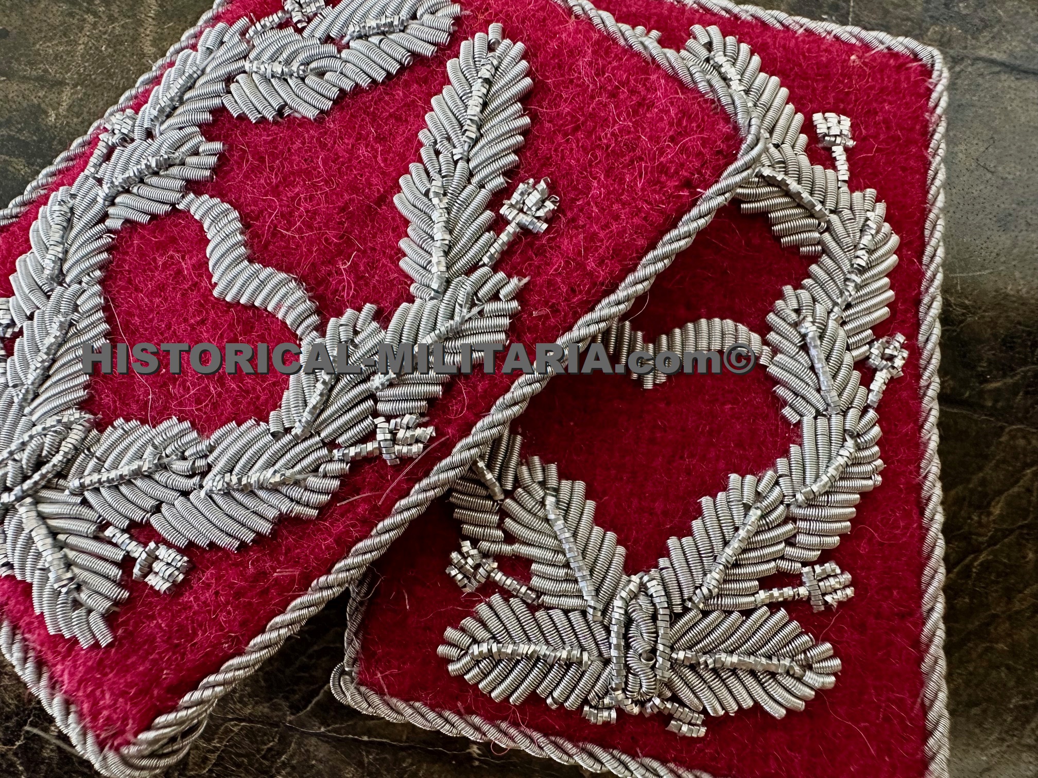 Luftwaffe Kragenspiegel Major im Generalstab OKL karmesinrot - Collar tabs Major in the General Staff of Luftwaffe carmine crimson - Mostrine da Maggiore del comando supremo della Lufteaffe OKL Luftwaffe Kragenspiegel Major im Generalstab OKL karmesinrot - Collar tabs Major in the General Staff of Luftwaffe carmine crimson - Mostrine da Maggiore del comando supremo della Lufteaffe OKL