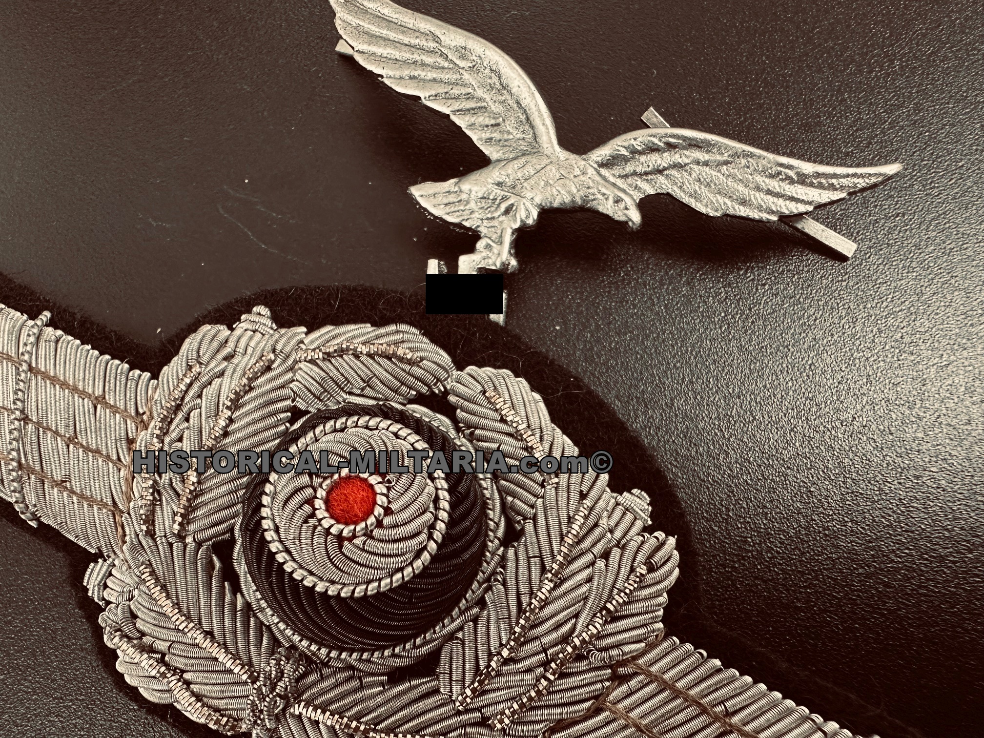 Luftwaffe Officer cap wreath set aged - Set Luftwaffenschwinge mit Adler Offizier gealtert - Luftwaffe fregio SET da Ufficiale con coccarda ed aquila aspetto antico Luftwaffe Officer cap wreath set aged - Set Luftwaffenschwinge mit Adler Offizier gealtert - Luftwaffe fregio SET da Ufficiale con coccarda ed aquila aspetto antico