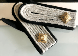 pisat-small.gif