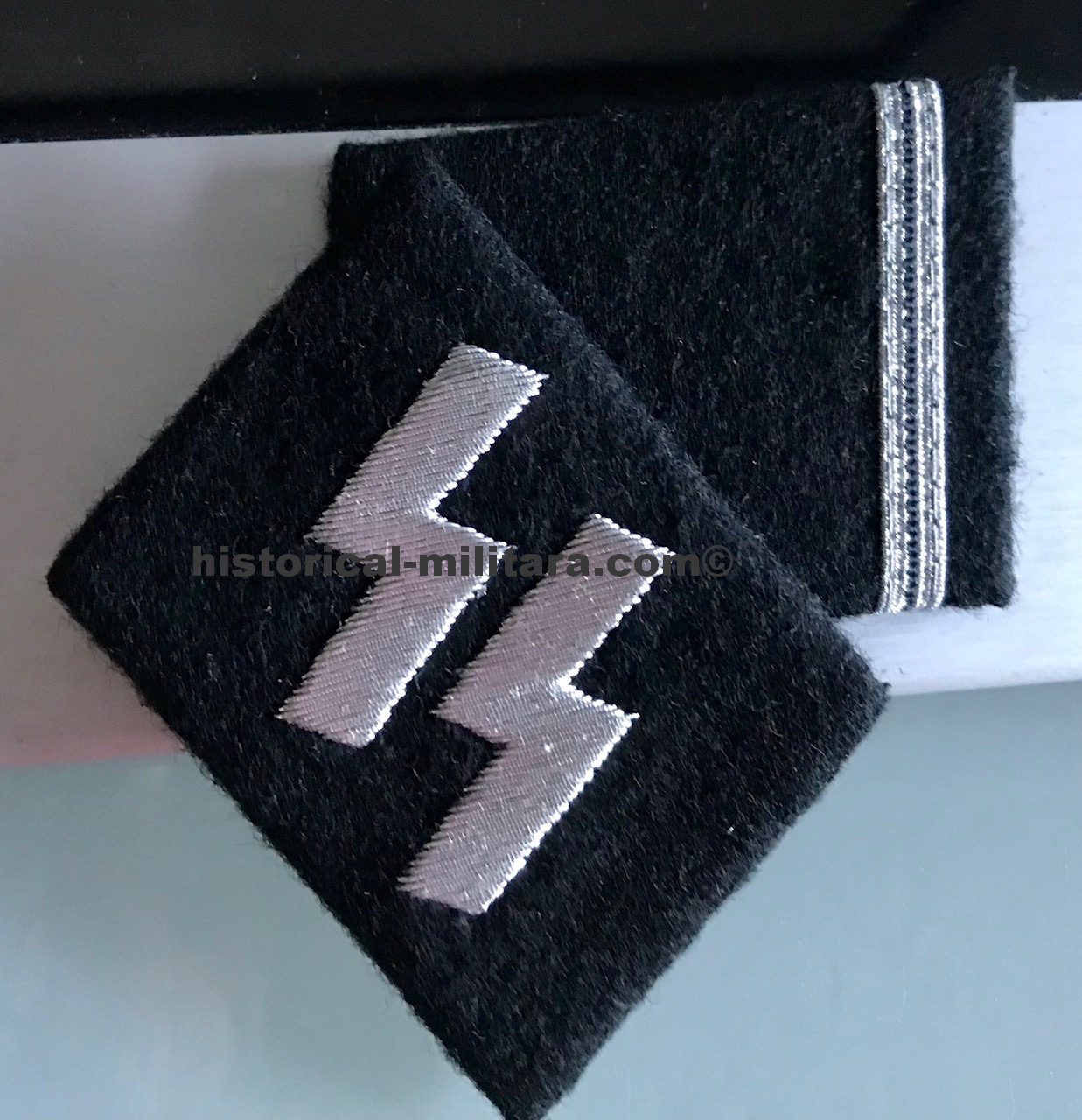 SS-Sturmmann Waffen-SS Kragenspiegel silber - Private First Class SS collar tabs silver - mostrine da Caporale delle Waffen-SS in argento - 1 pair left on stock