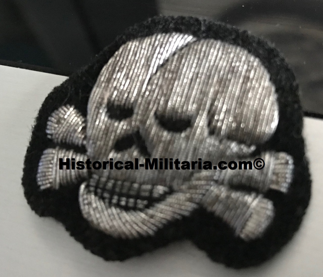 Waffen-SS Officer cap eagle set hand-embroidered: Aged SS eagle +aged skull - Offizier handgesticktes SS Mützenset Waffen-SS Adler +Totenkopf gealtert - Set Teschio e aquila da Ufficiale Waffen-SS invecchiato Waffen-SS Officer cap eagle set hand-embroidered: Aged SS eagle +aged skull - Offizier handgesticktes SS Mützenset Waffen-SS Adler +Totenkopf gealtert - Set Teschio e aquila da Ufficiale Waffen-SS invecchiato