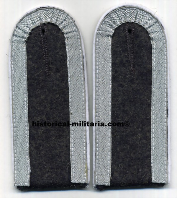 Luftwaffe Divison Hermann Göring SET Unteroffizier Schulterklappen Kragenspiegel - Luftwaffe Hermann Goring Sergeant set - Hermann Goring Luftwaffe set da Sottufficiale - 1 x on stock Luftwaffe Divison Hermann Göring SET Unteroffizier Schulterklappen Kragenspiegel - Luftwaffe Hermann Goring Sergeant set - Hermann Goring Luftwaffe set da Sottufficiale - 1 x on stock
