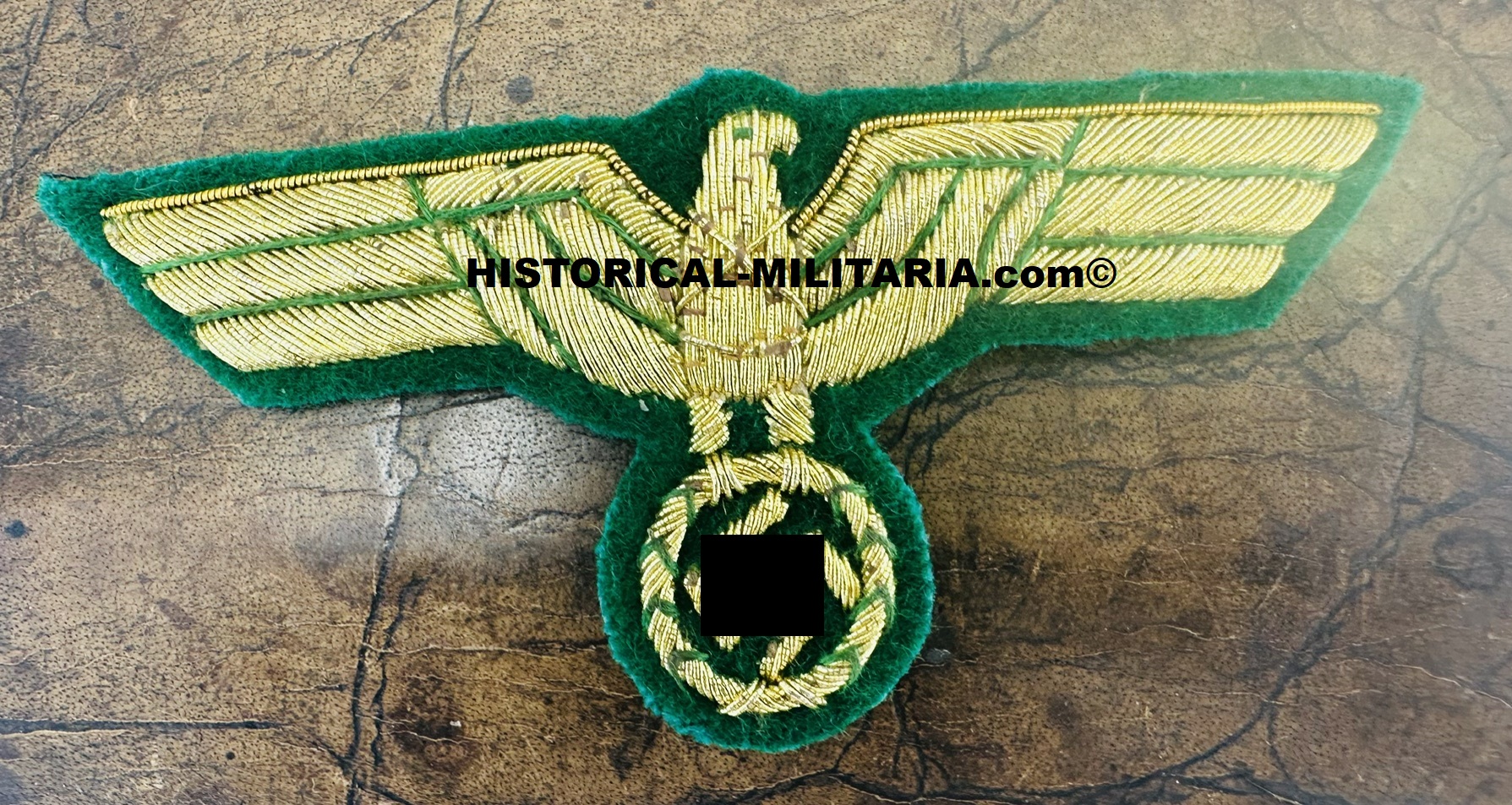 German Army General breast eagle in celleon threads on bright green - Brustadler Wehrmacht Heer Generalität - Aquila da petto della generalità tedesca Heer German Army General breast eagle in celleon threads on bright green - Brustadler Wehrmacht Heer Generalität - Aquila da petto della generalità tedesca Heer